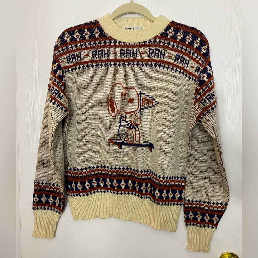 Vintage Snoopy Woodstock Sweater: Knit
